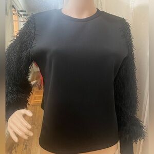 Gracia Black Feather Sleeve Sweatshirt